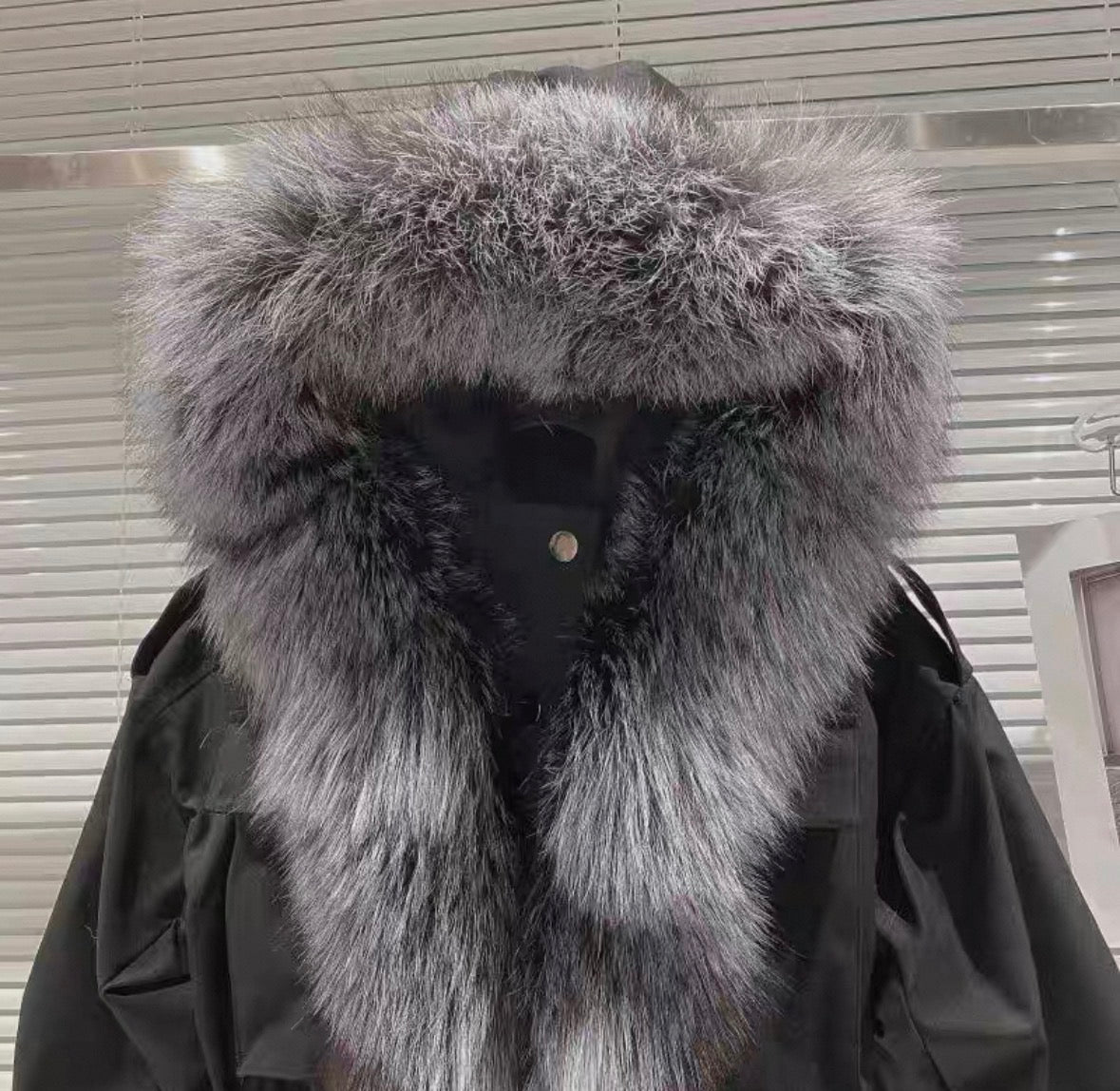 SELFISH SELECT Cropped Far Jacket