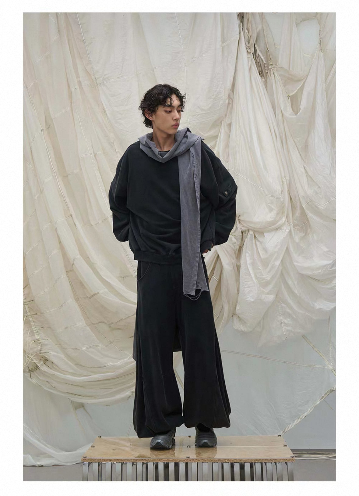 RELABEL Separate Hoodie
