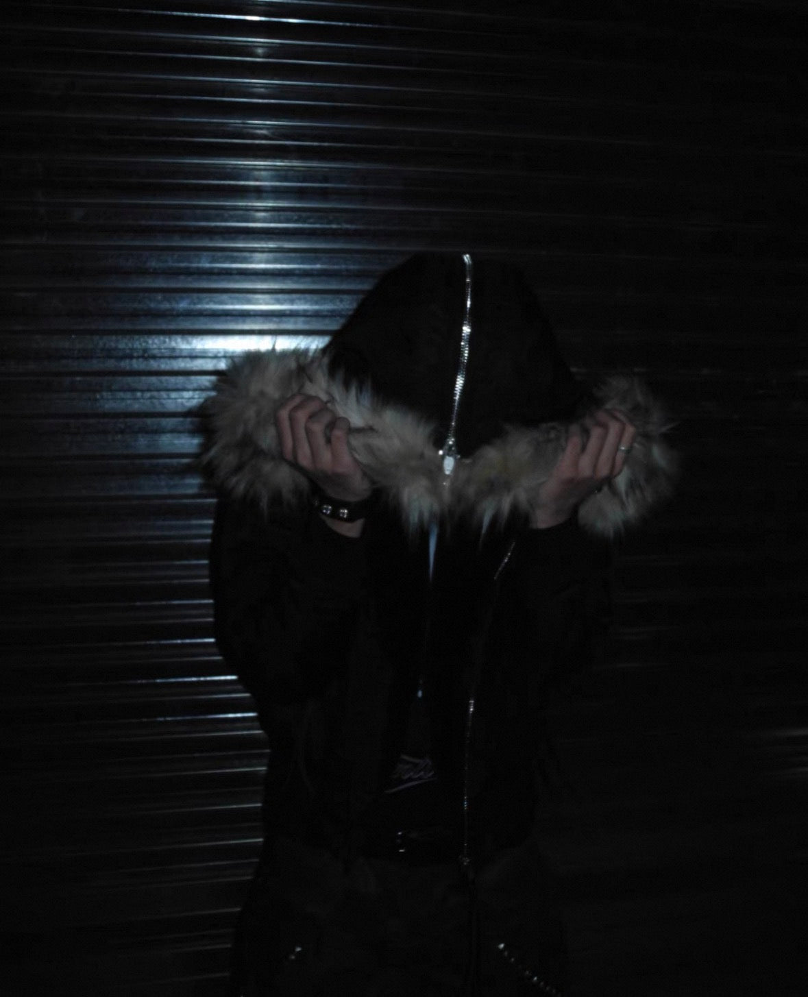 UCAN'TBELIKEME Studs Far Jacket