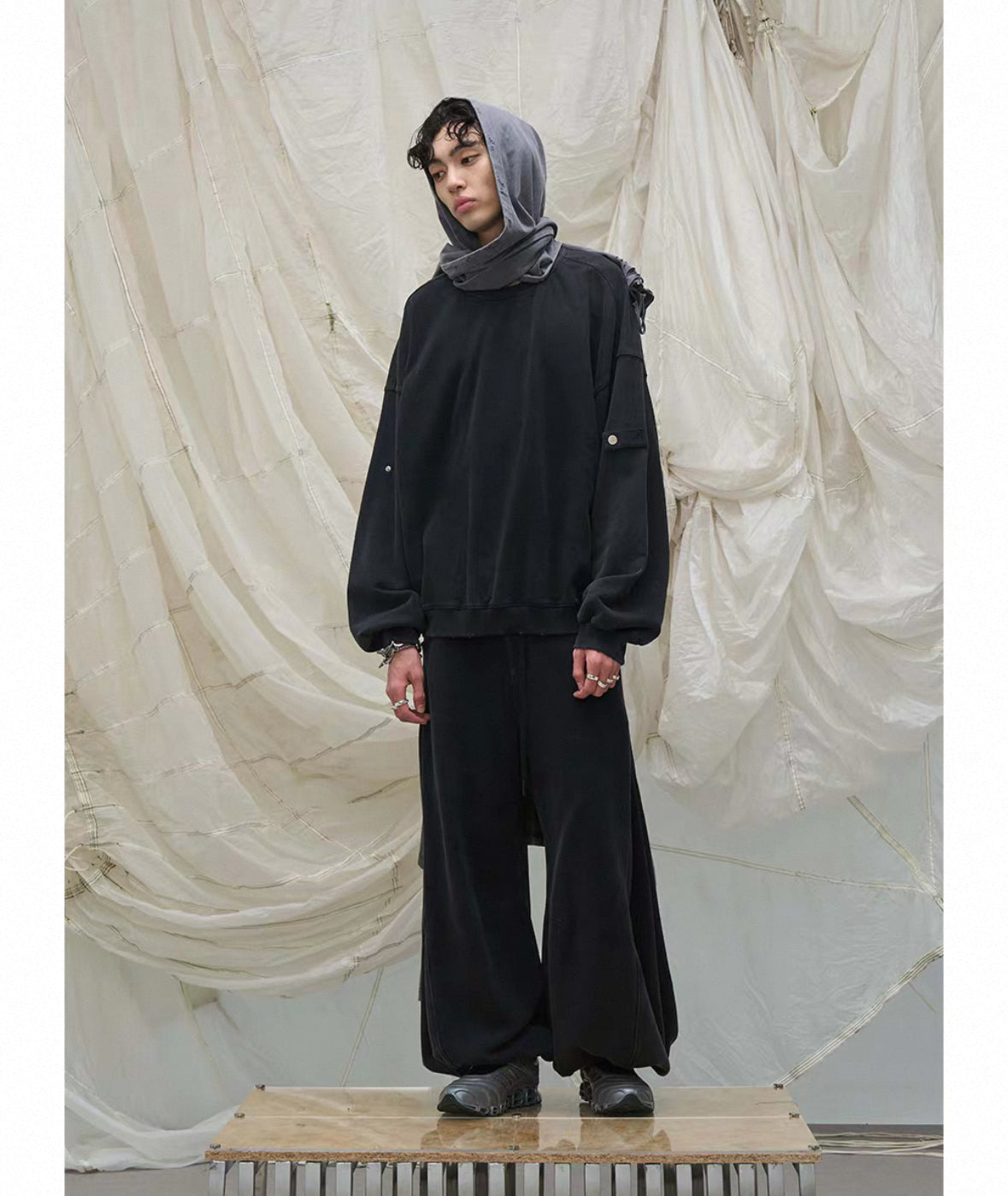 RELABEL Separate Hoodie