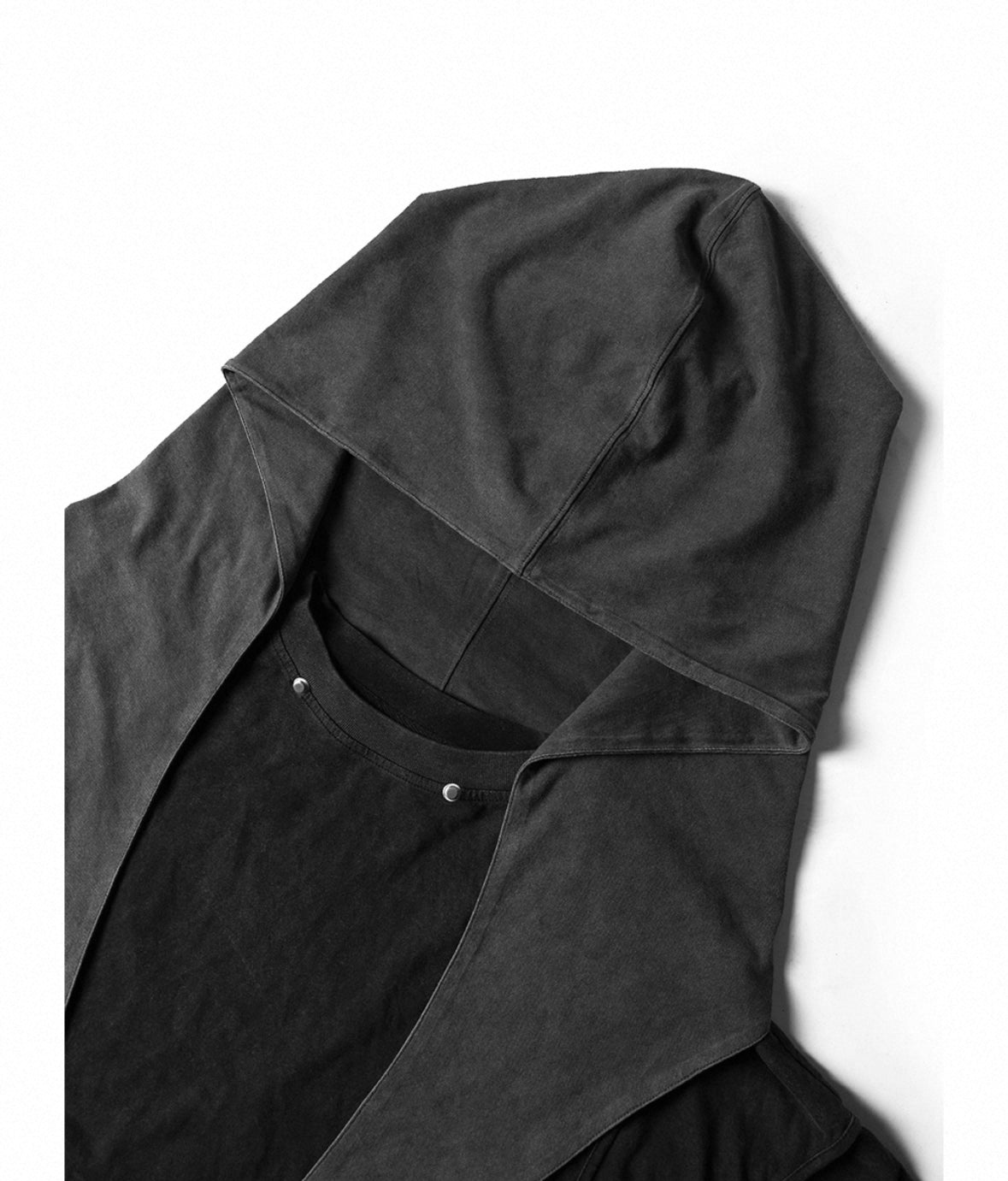 RELABEL Balaclava T-shirt