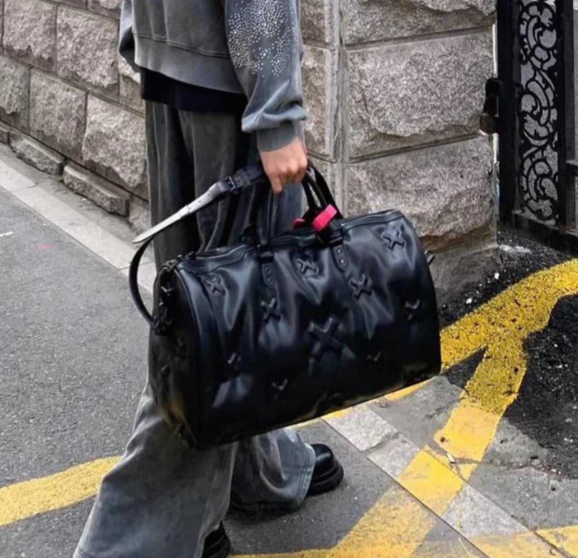 SELFISH SELECT Shoulder Boston bag