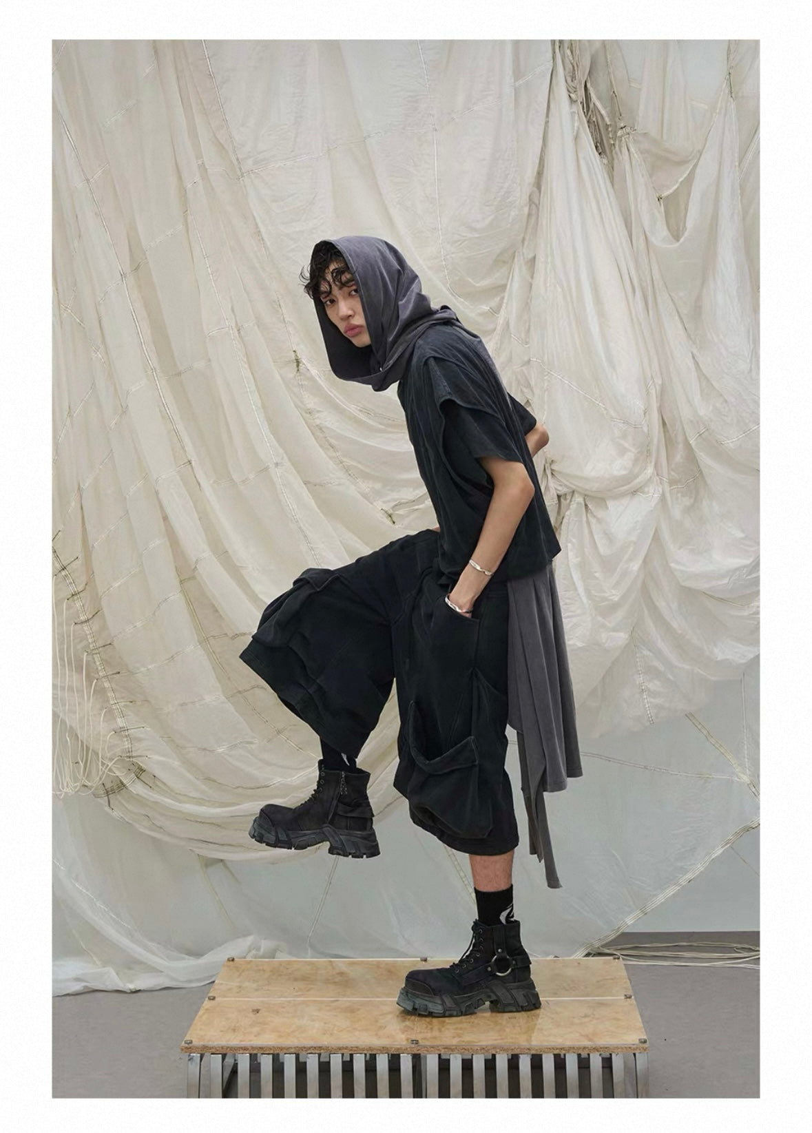 RELABEL Balaclava T-shirt