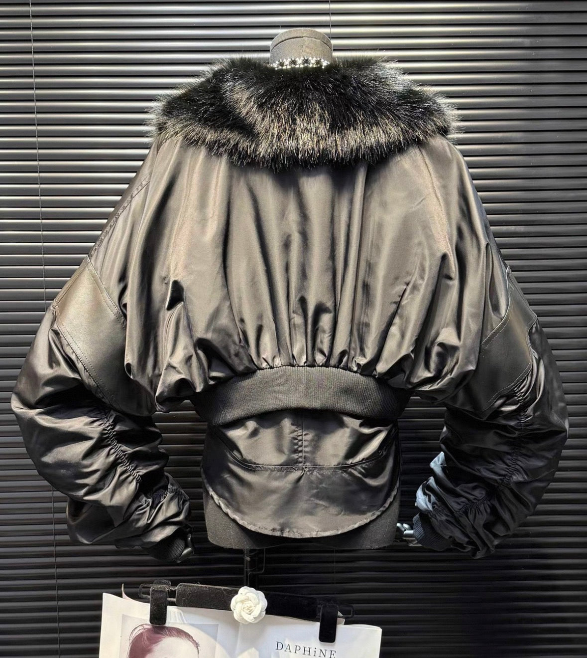 SELFISH SELECT Short Far Jacket