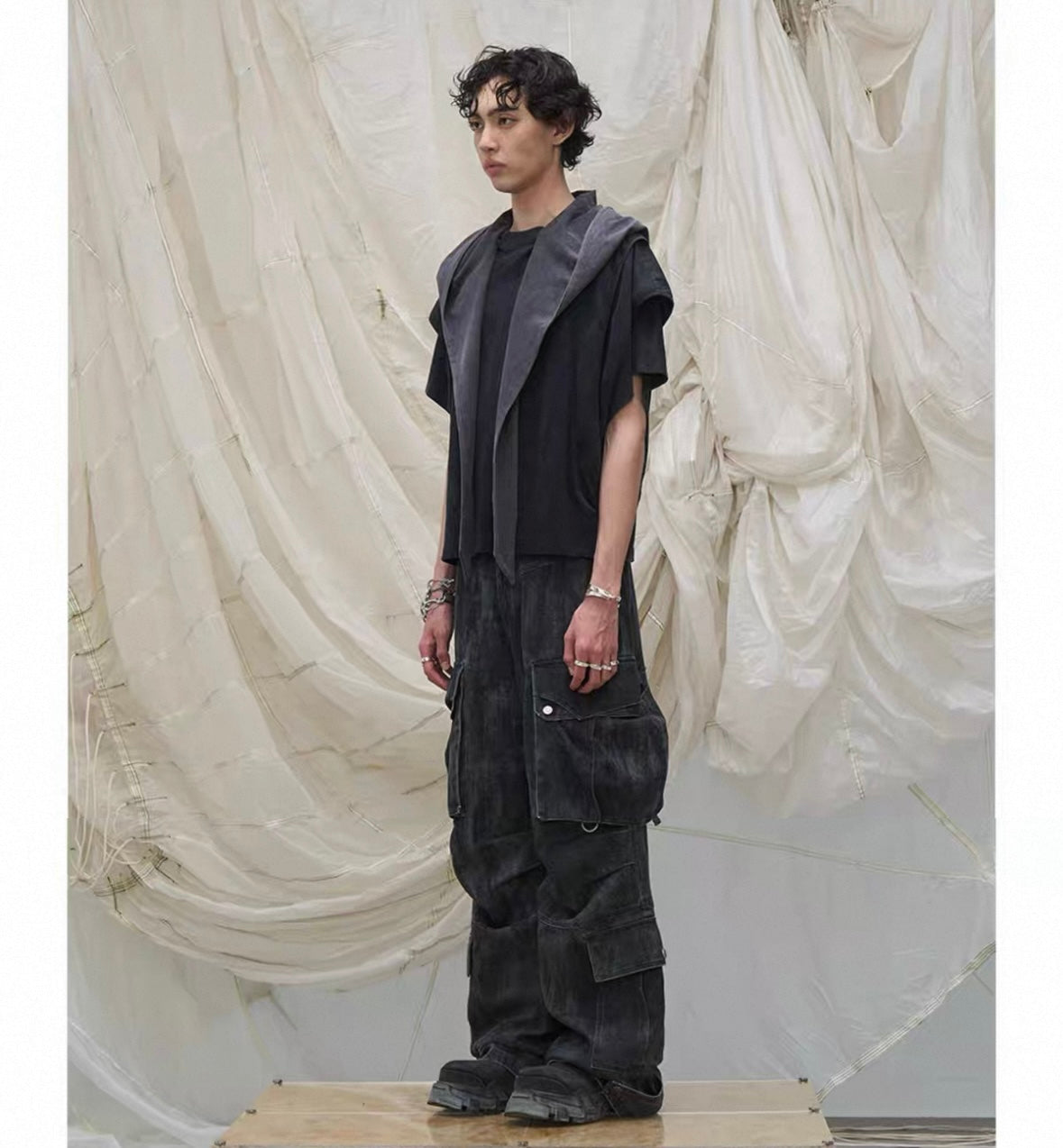 RELABEL Balaclava T-shirt