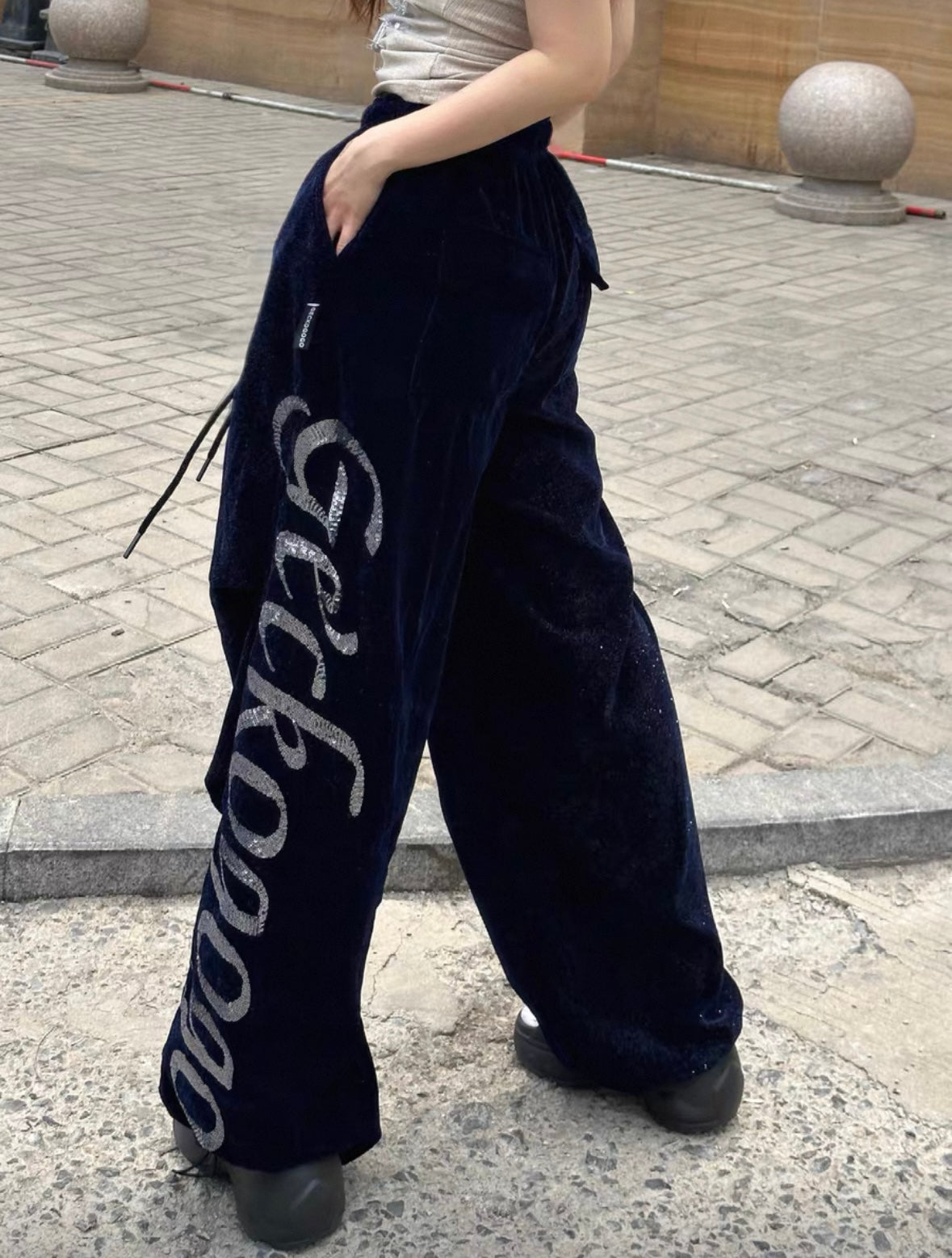 GECKOGOGO Line Stone Pants