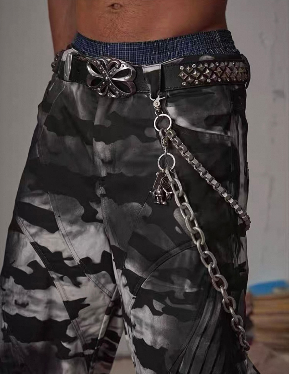 DND4DES Studs Belt