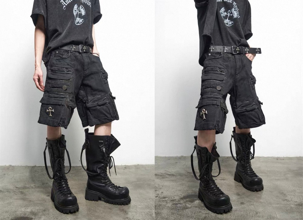 ANTIWARREVIVAL Black half pants