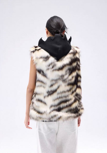 NOTHINGNESS WORLD Far Vest Hoodie