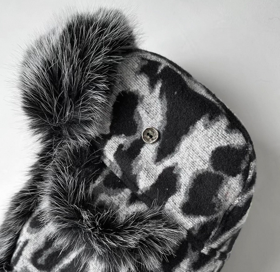 SELFISH SELECT Far Flight Cap