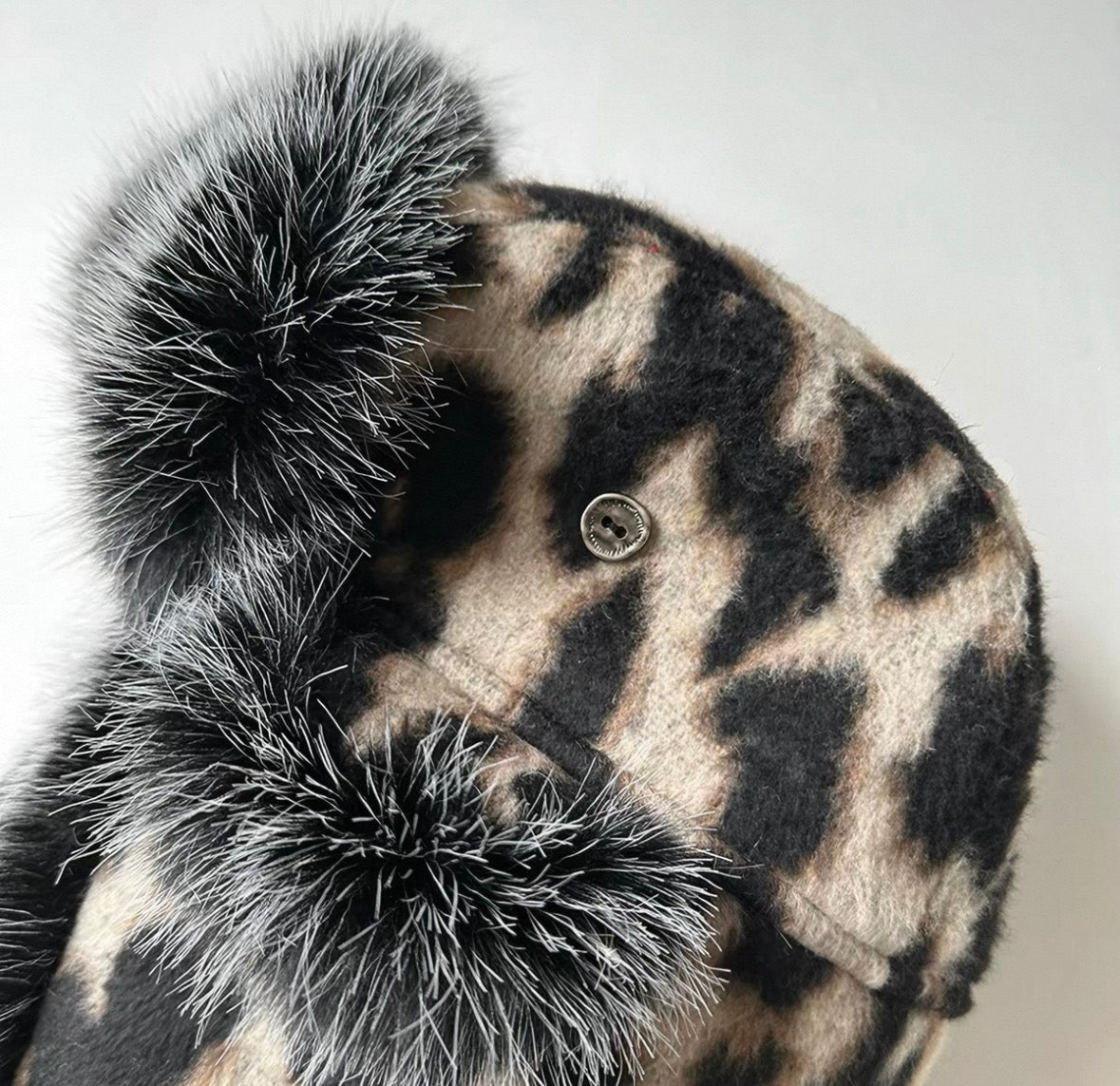 SELFISH SELECT Far Flight Cap