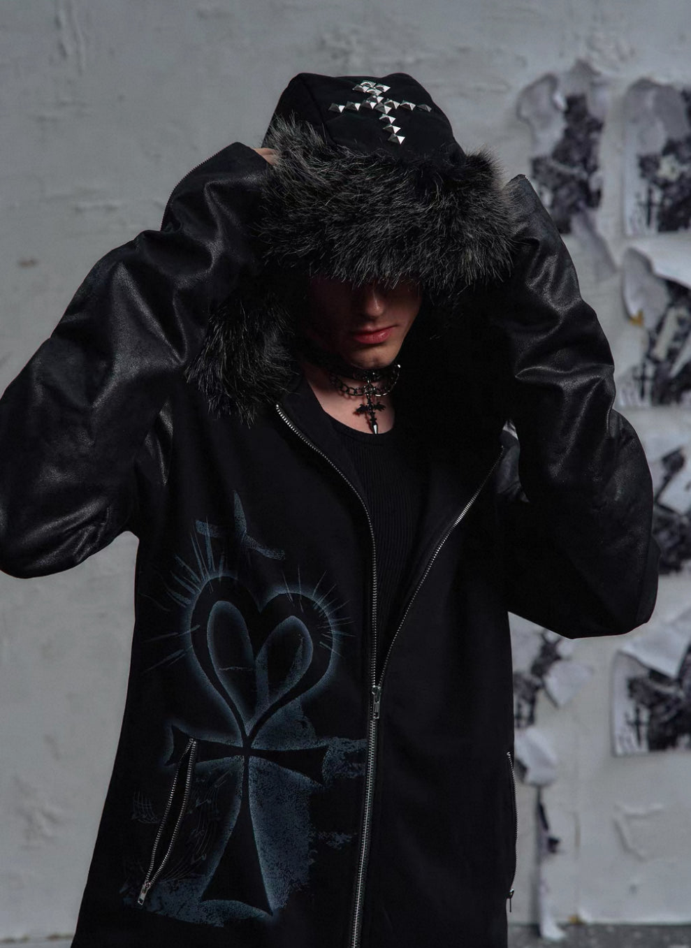 PAIKI×STTK Studs Far Parker