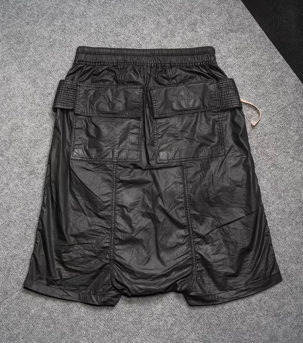 SELFISH SELECT PU leather half pants