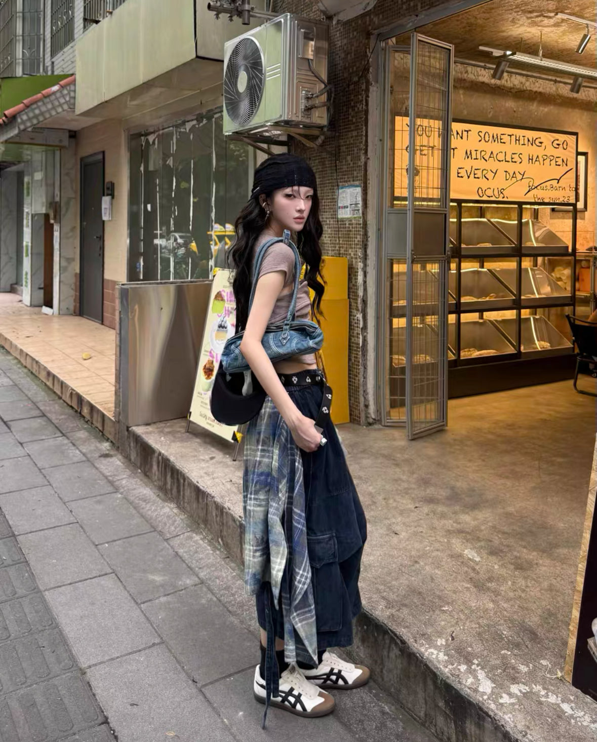 RELABEL Long Half Pants