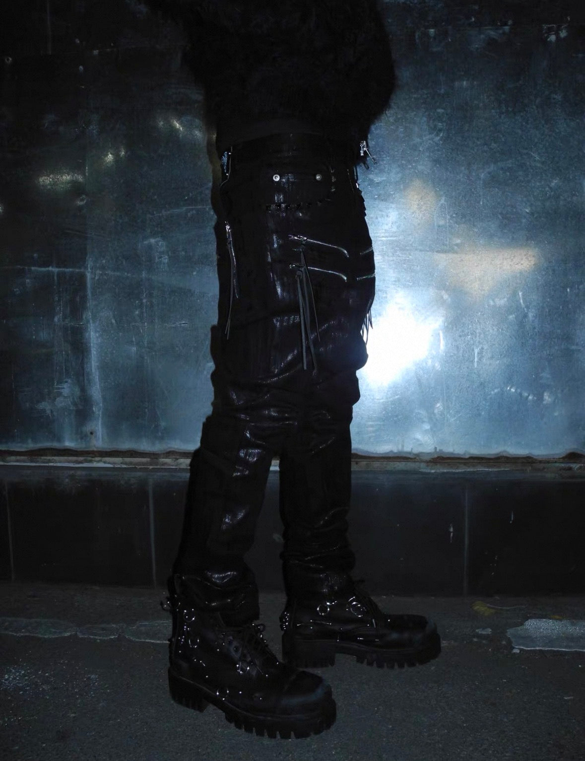 UCAN'TBELIKEME Black Out  Skinny Pants