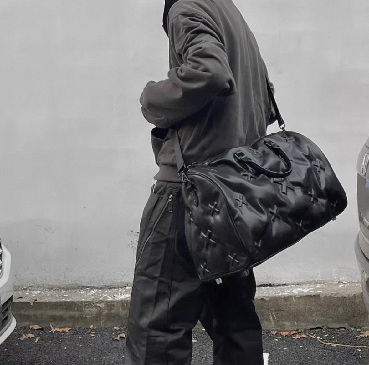 SELFISH SELECT Shoulder Boston bag