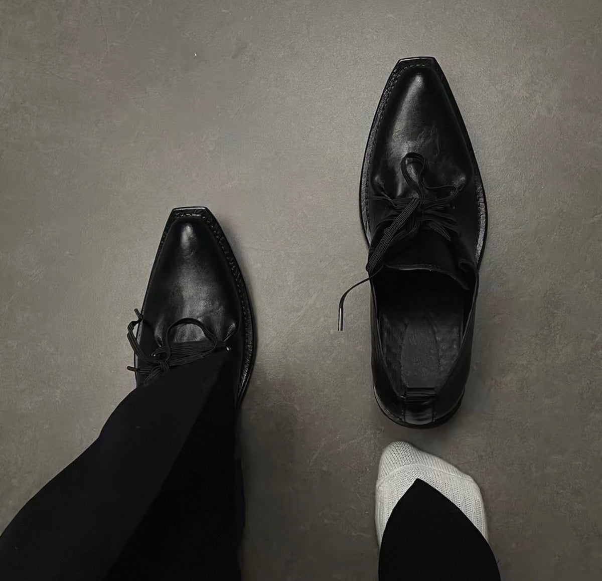 Pointed-Toe Wizard Derby Platform Shoes