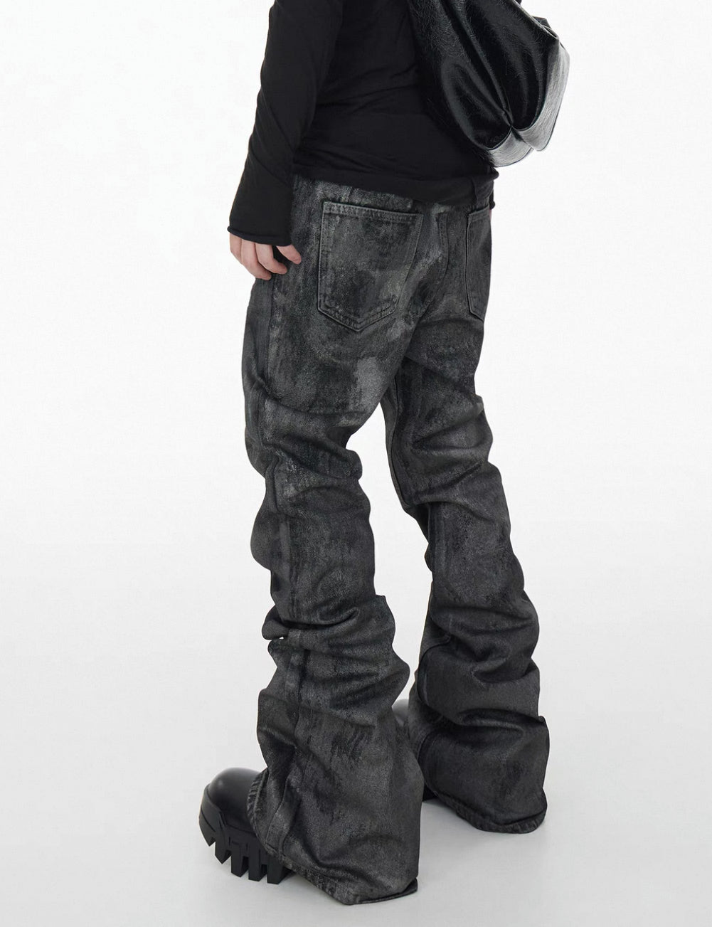 ASTT STUDIO Flare Pants