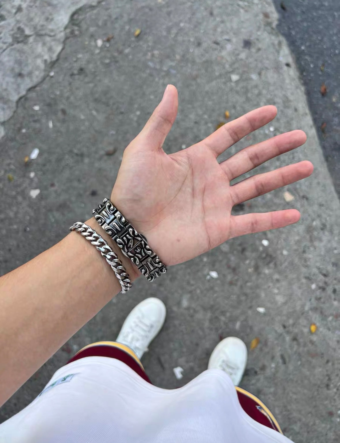 KIOSK Metal watch