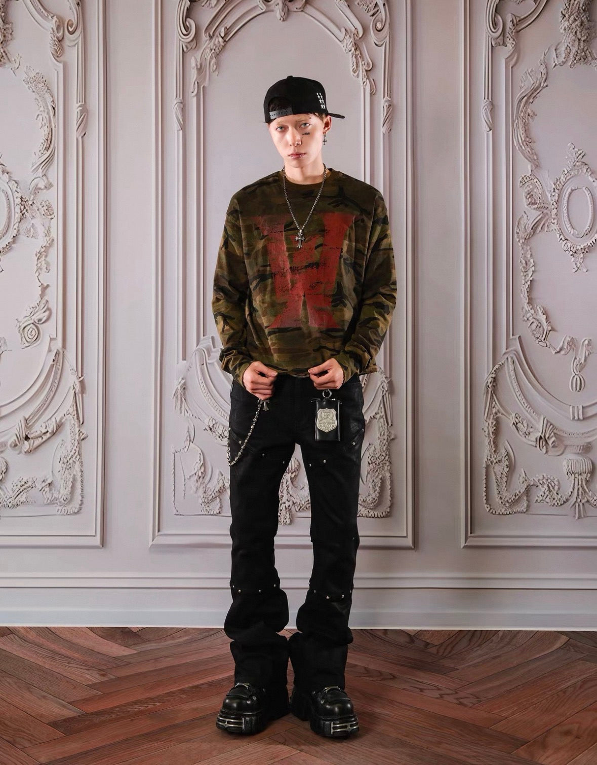 THEWET Studs Flare Pants