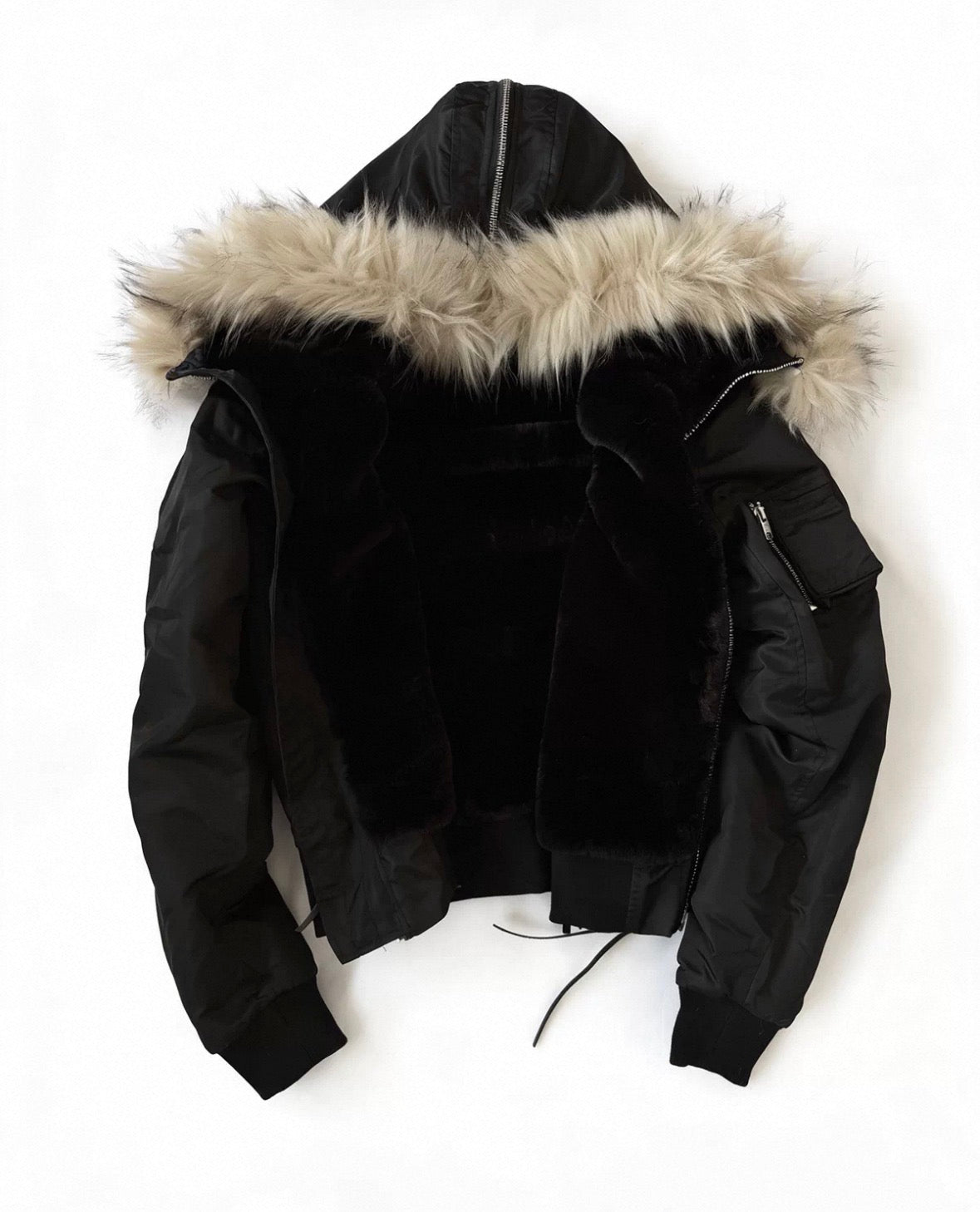 UCAN'TBELIKEME Studs Far Jacket