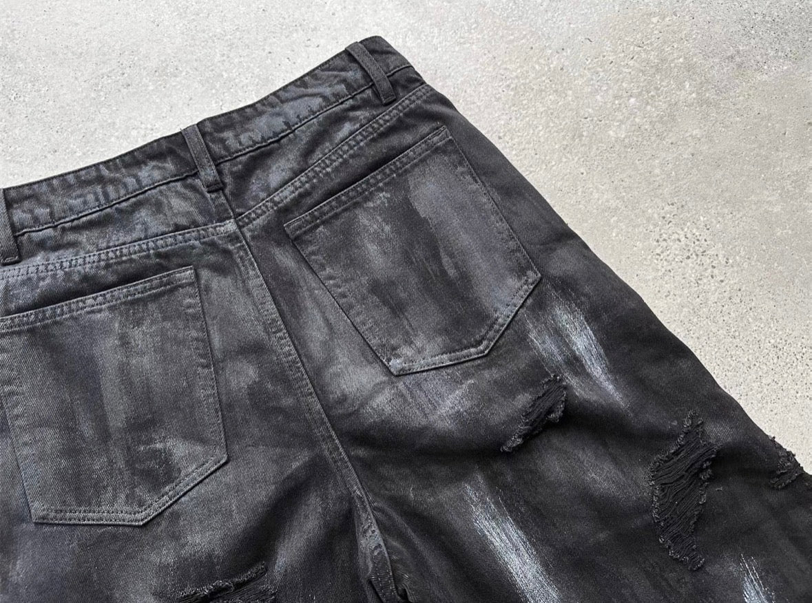 EVI GAZER Black half pants