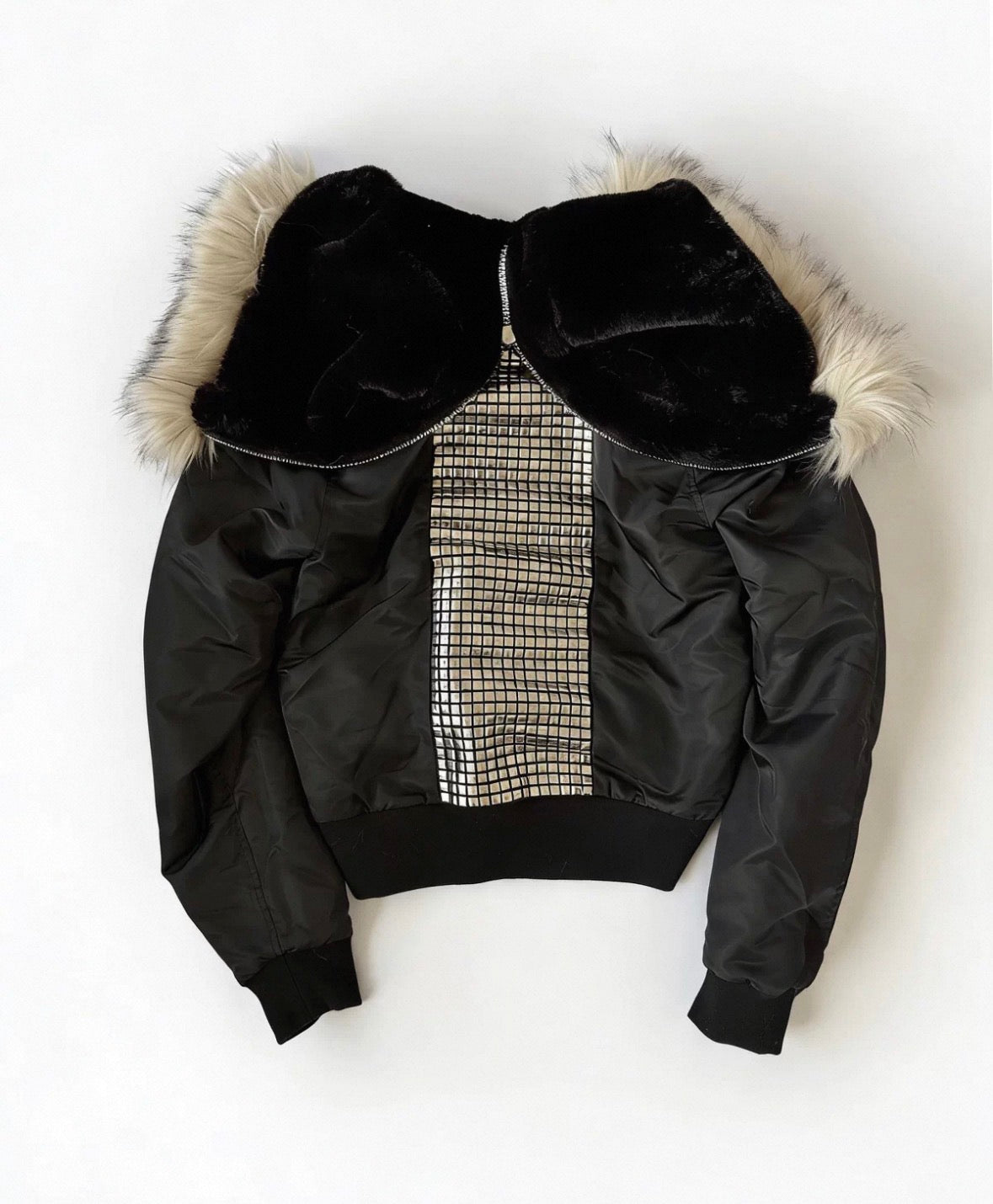 UCAN'TBELIKEME Studs Far Jacket