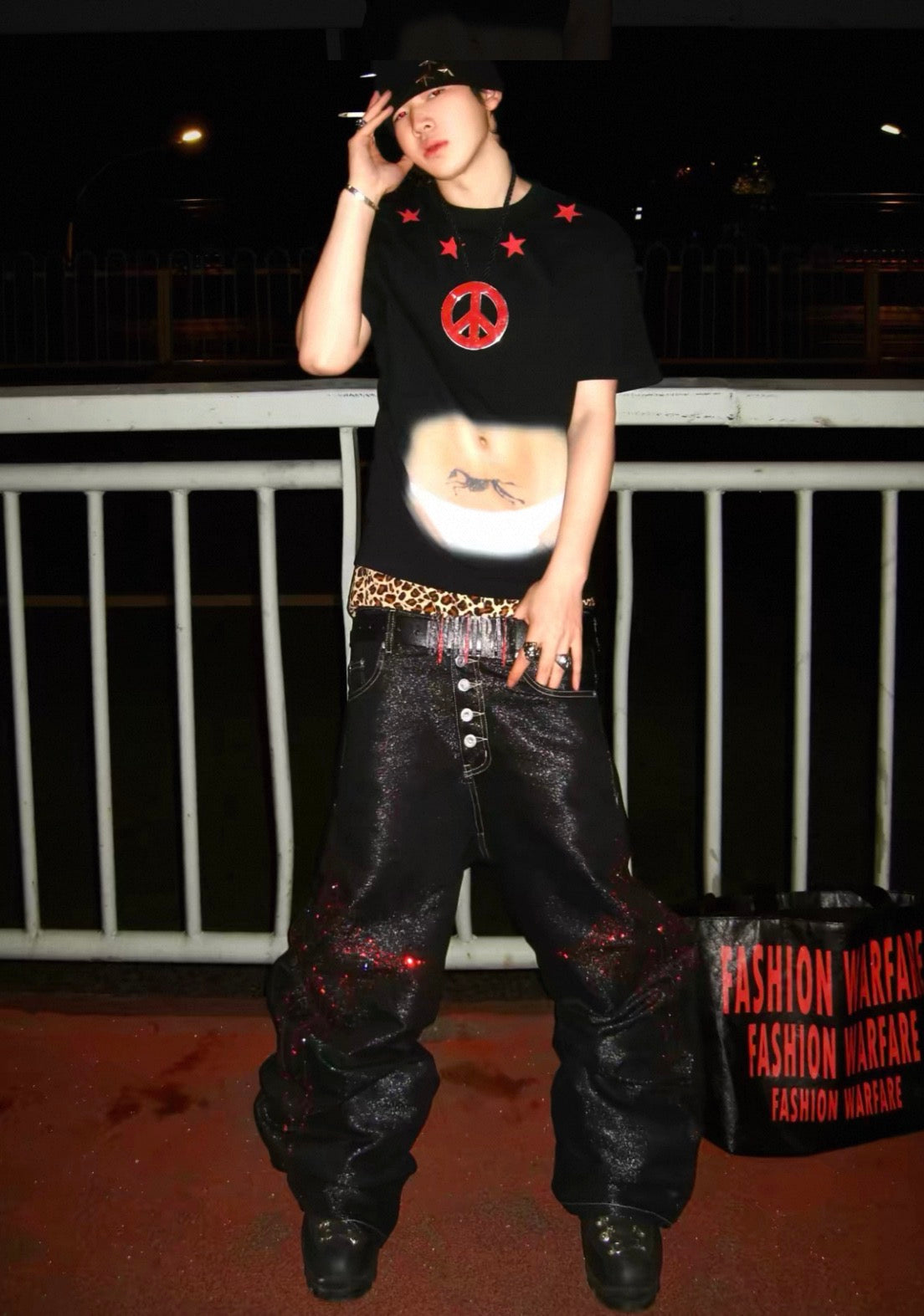 ROLLING MONEY Cross Stone Pants
