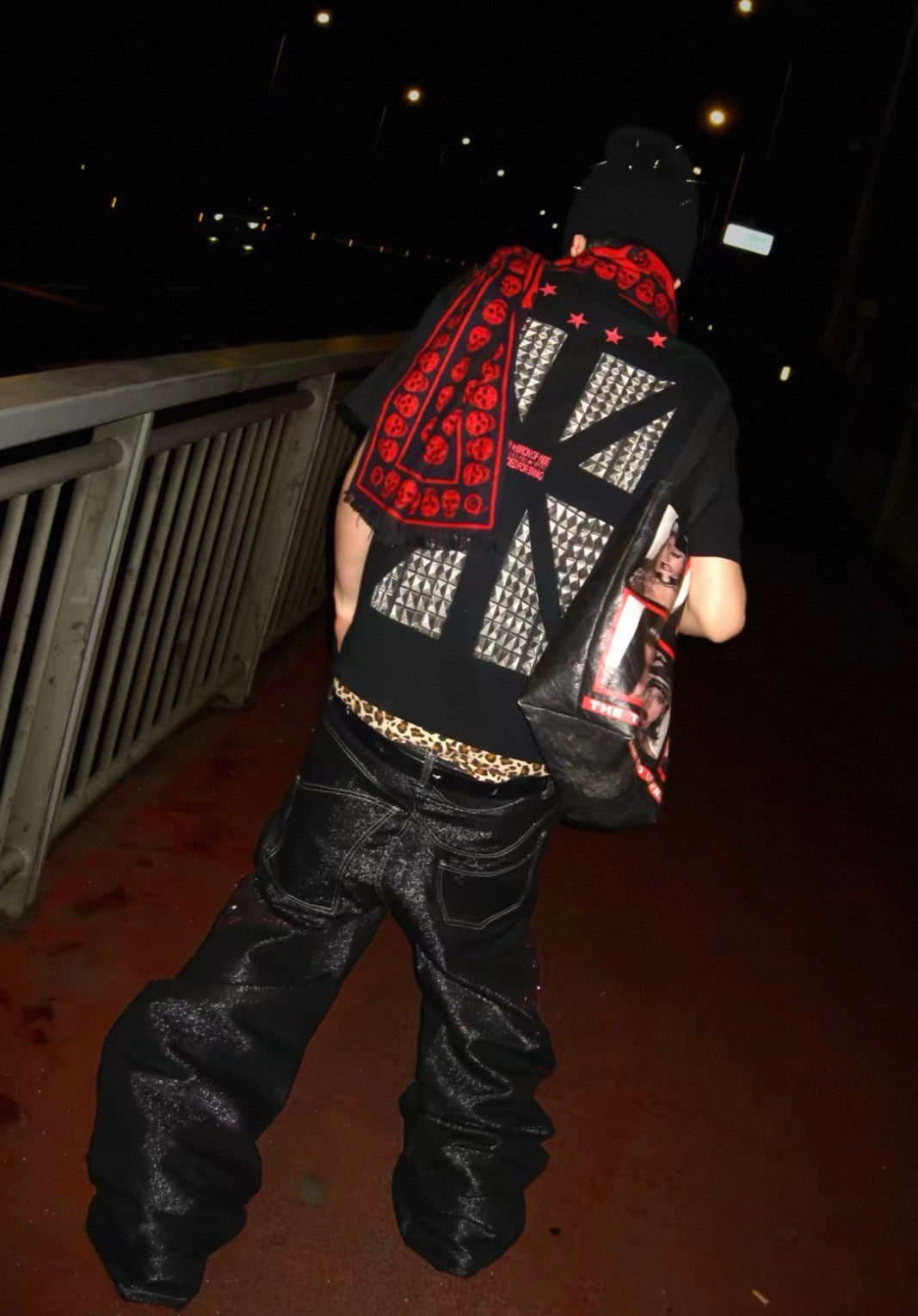 ROLLING MONEY Cross Stone Pants