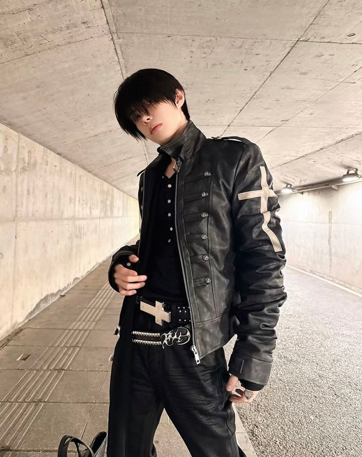 DETW ゴシッククロスバックル スリムレザージャケット SELFISH