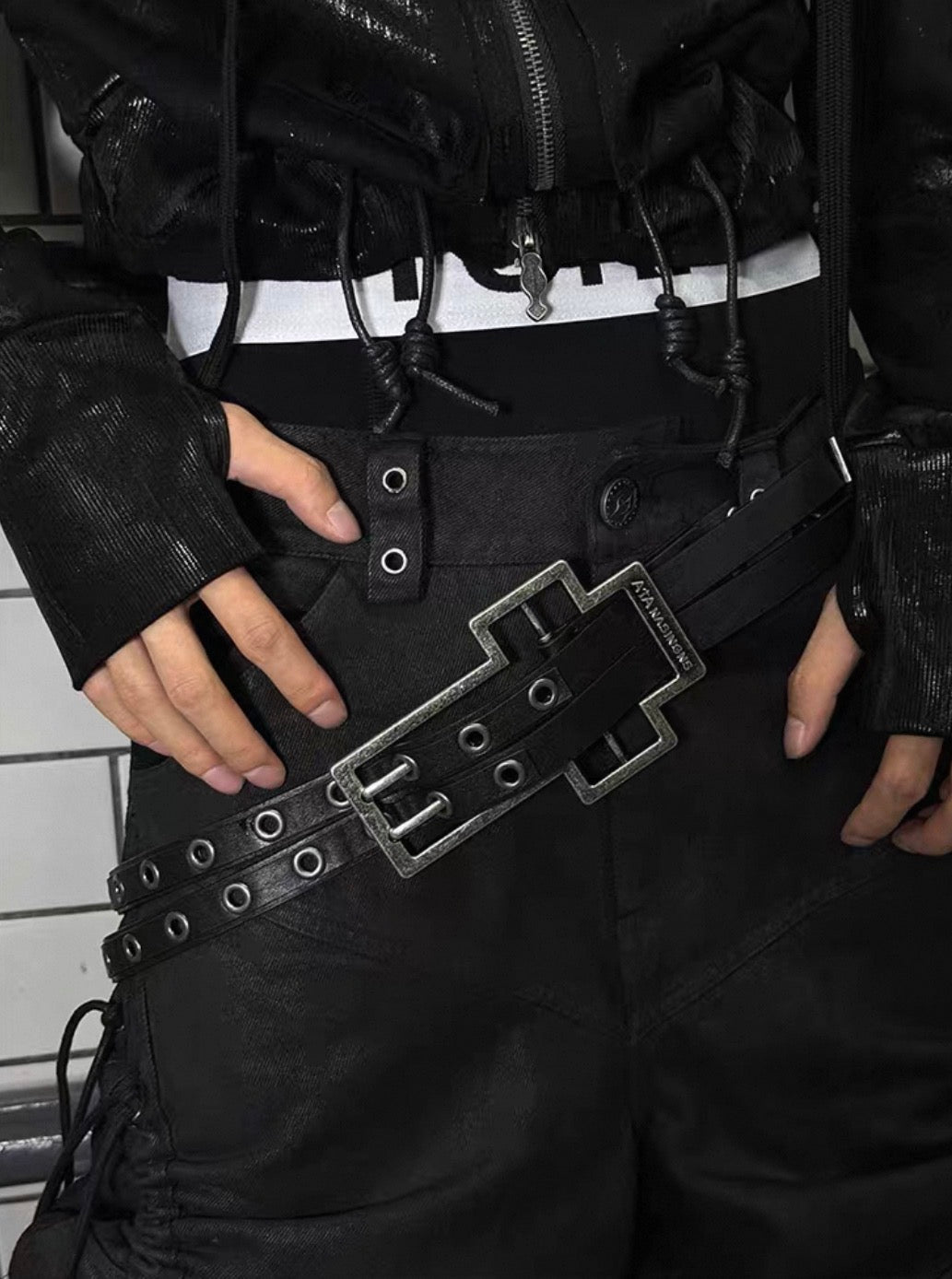 ATANOTHINGNESS クロスバックル レザーベルト SELFISH