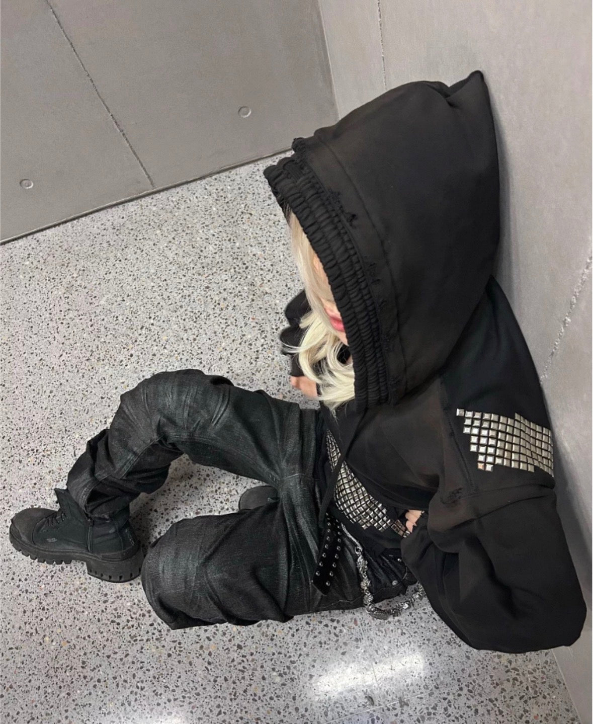 GOJOYJINNI Studs Crush Hoodie