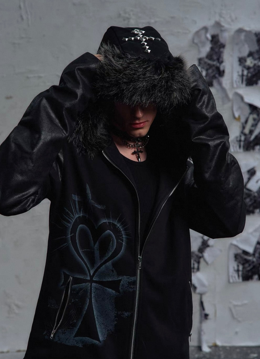 PAIKI×STTK Studs Far Parker