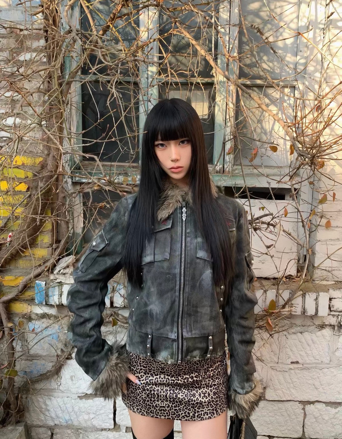 Washed Distressed Rivet Fur Collar Jacket