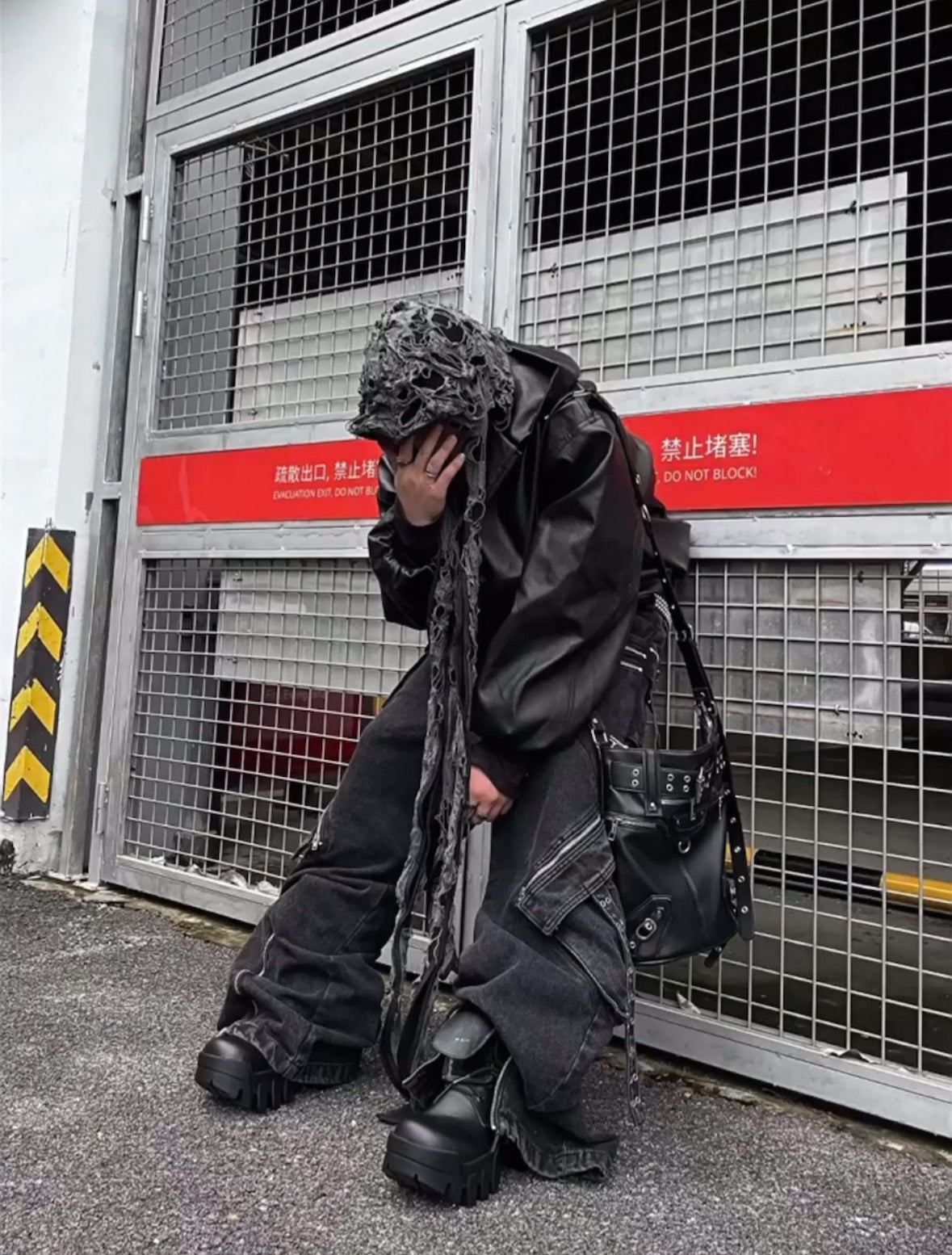 DARK FOG TECHNICAL CARGO PANTS