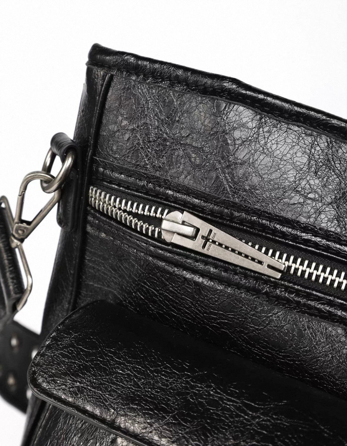 REBEL WAVE Shoulder & Hand Bag