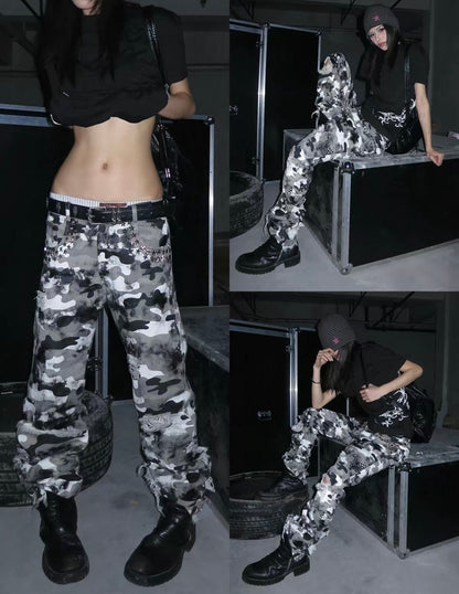 LIGHTINUS Distressed Camo Flare Jeans
