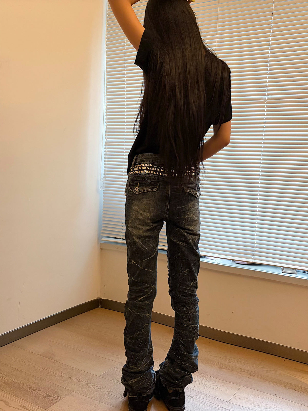 Studded Curved Seam Stacked Flare Jeans
