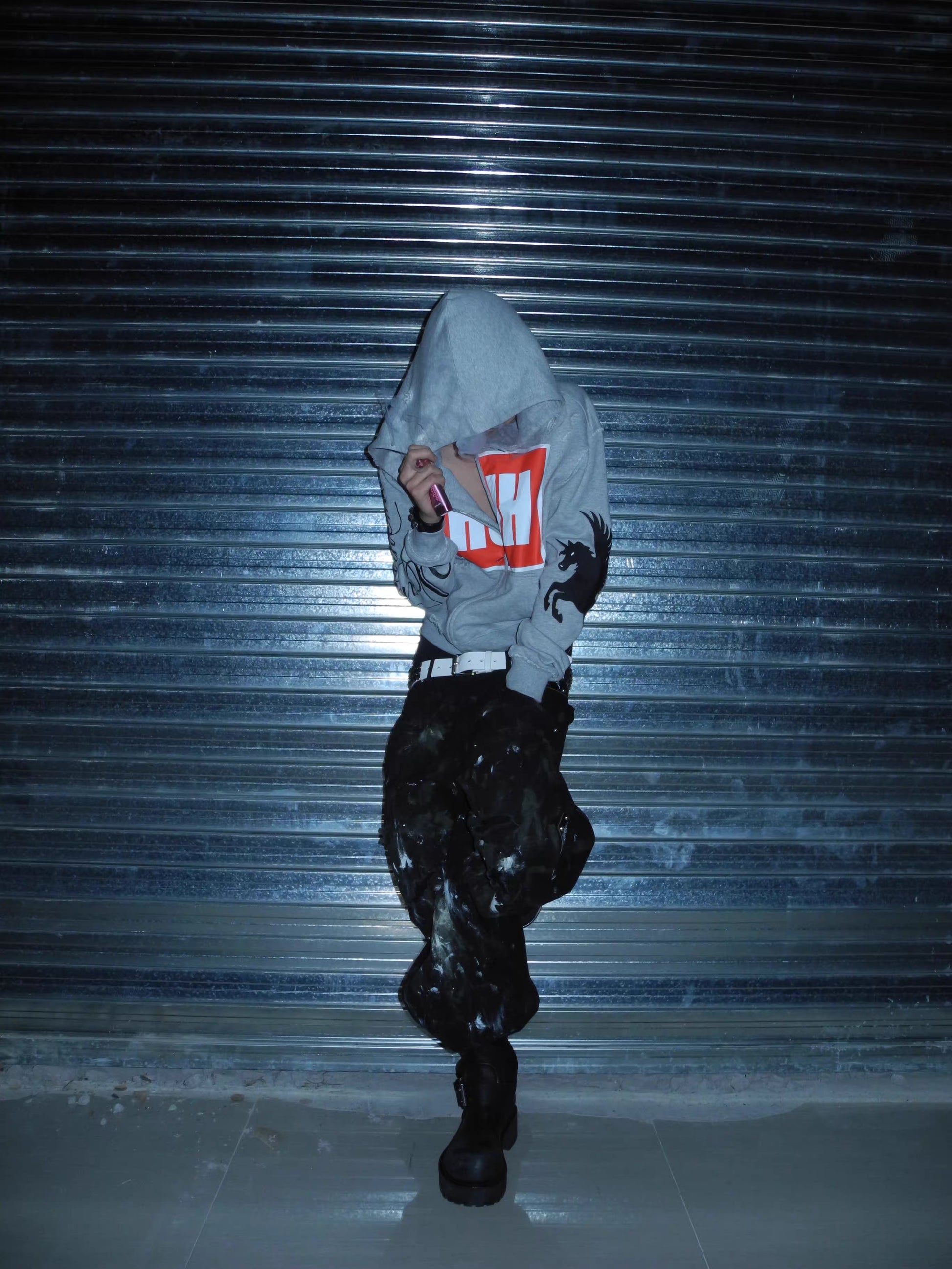 UCAN'TBELIKEME ユニコーングラフィック ウォッシュ クロップドジップフーディー グレー SELFISH