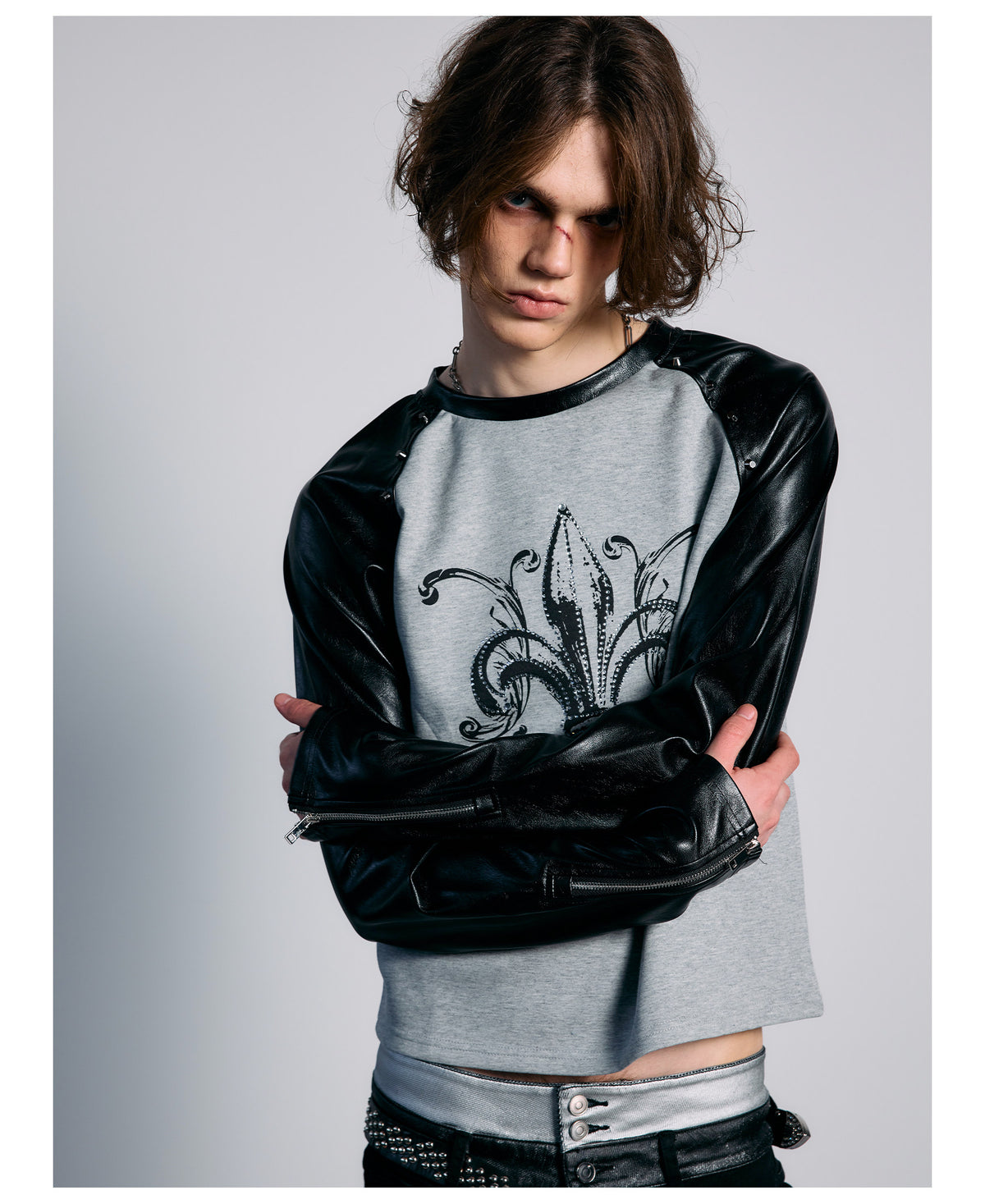 Rhinestone Graphic Contrast Raglan Long Sleeve Top