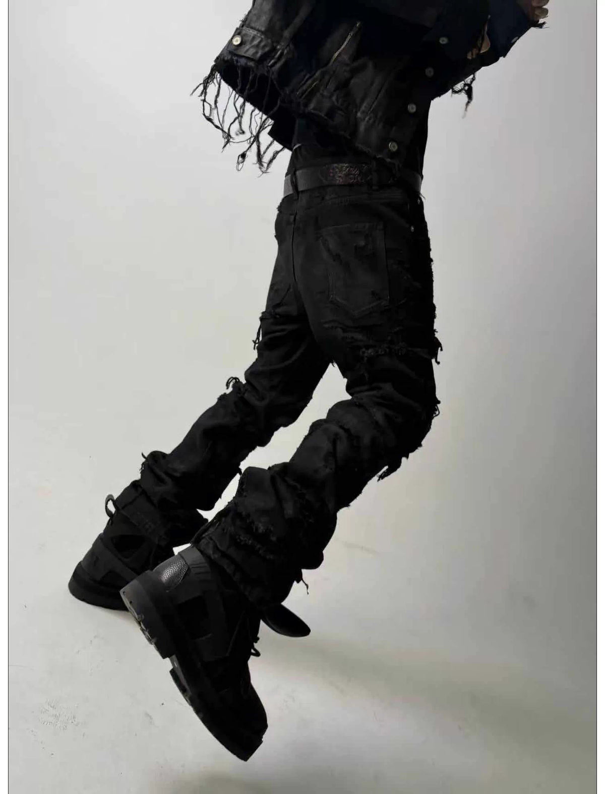 Wrinkled Washed Straight-Leg Jeans