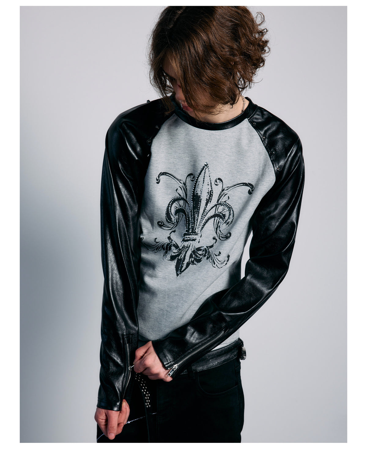 Rhinestone Graphic Contrast Raglan Long Sleeve Top