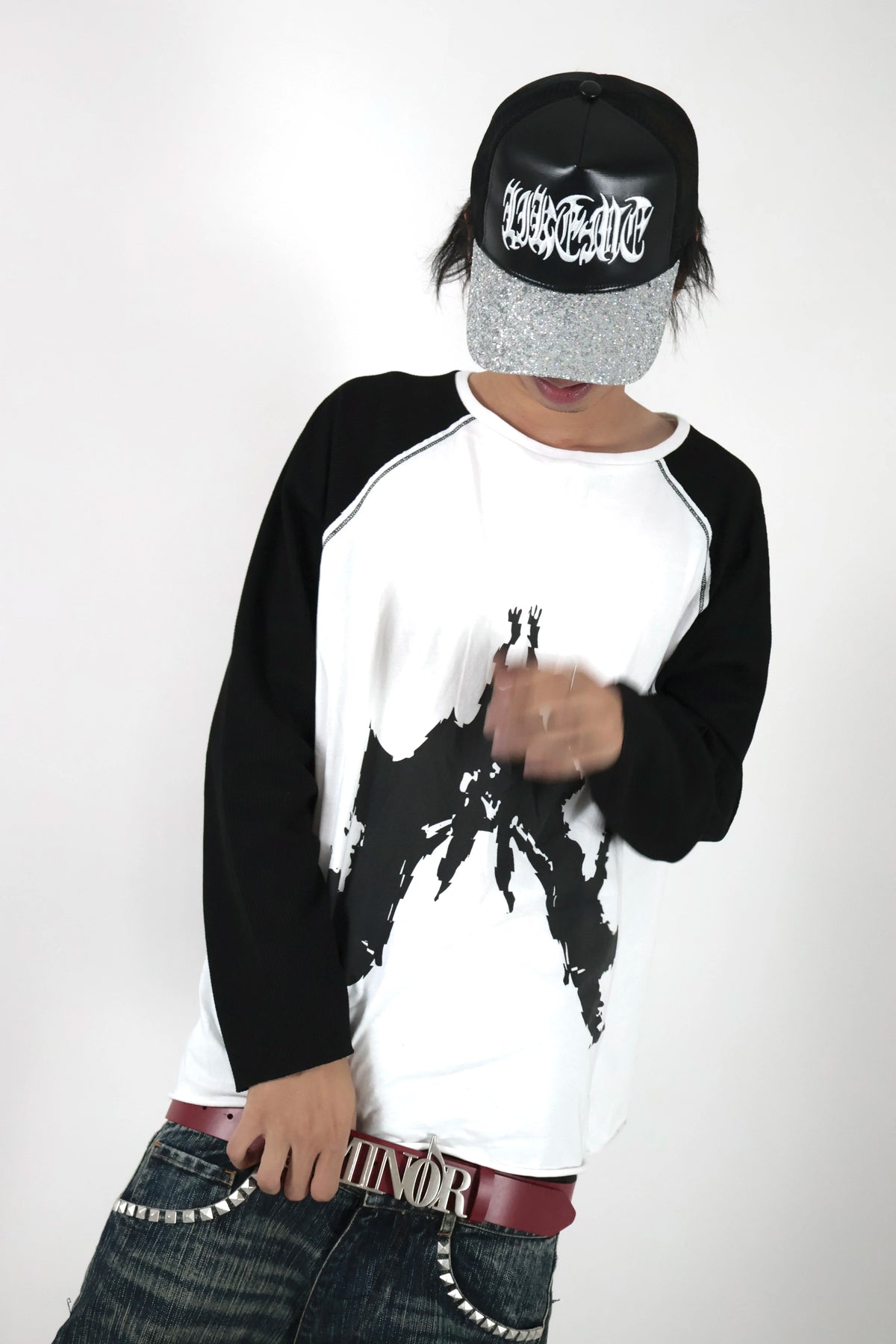 UCAN'TBELIKEME バット柄 サムホール ラグラン長袖Tシャツ SELFISH