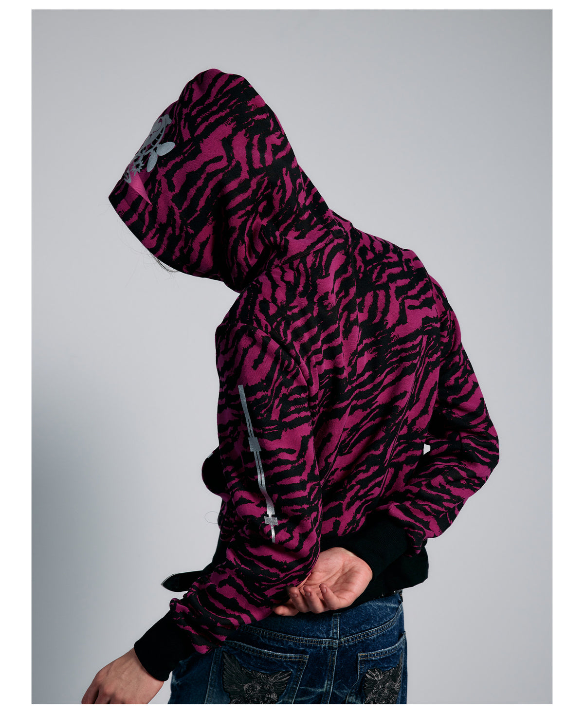 Pink Tiger Stripe Graphic Cropped Zip Hoodie