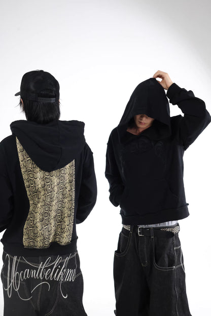 UCAN'TBELIKEME パイソン柄 バックパネル ウォッシュ クロップドフーディー SELFISH