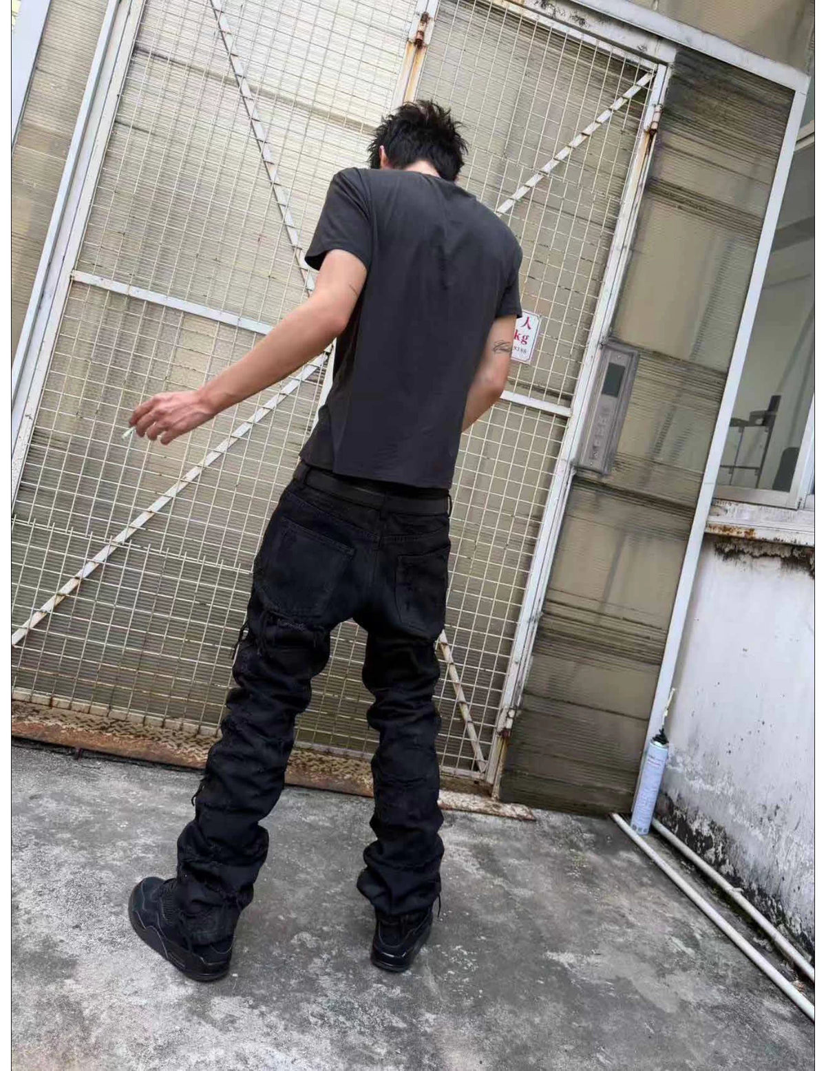 Wrinkled Washed Straight-Leg Jeans