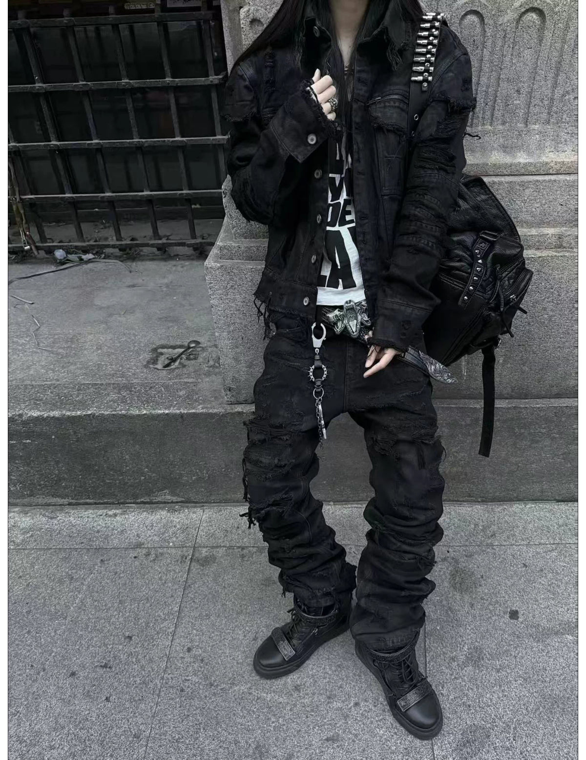 Wrinkled Washed Straight-Leg Jeans
