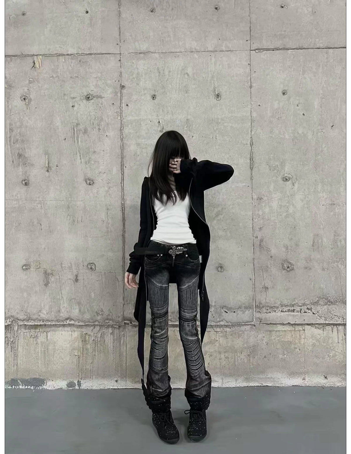 Asymmetric Hem Diagonal Zip Hoodie