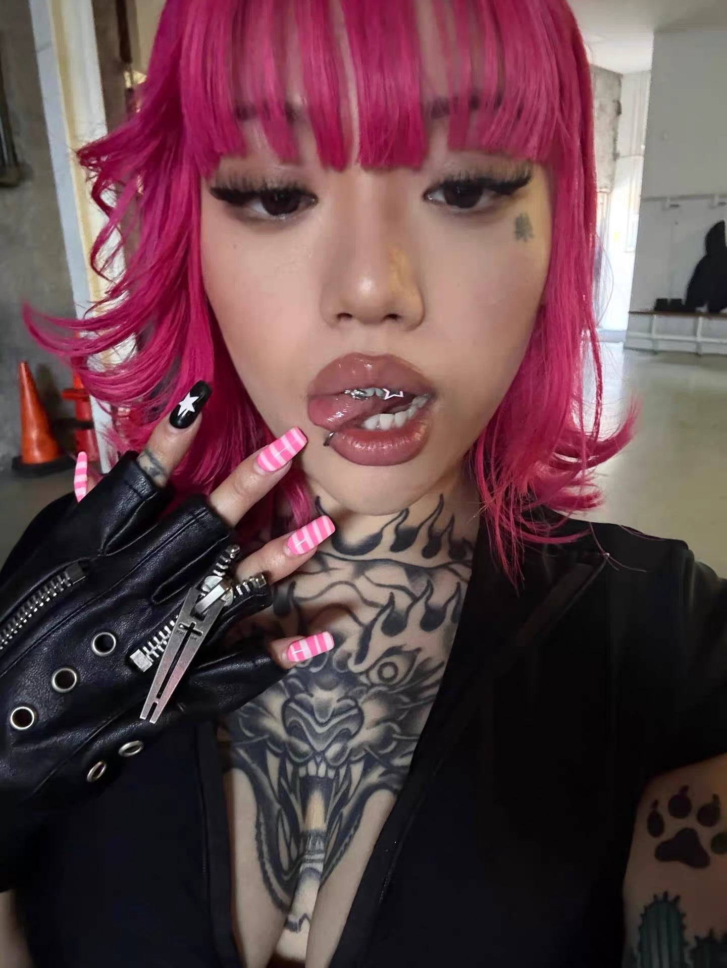 REBEL WAVE ダブルジップ クロススタッズ レザーフィンガーレスグローブ SELFISH