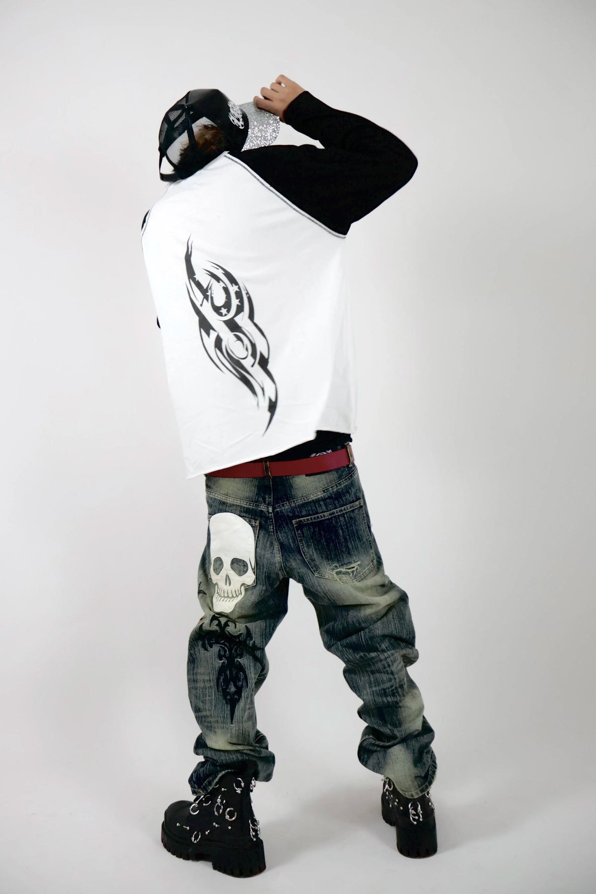 UCAN'TBELIKEME バット柄 サムホール ラグラン長袖Tシャツ SELFISH